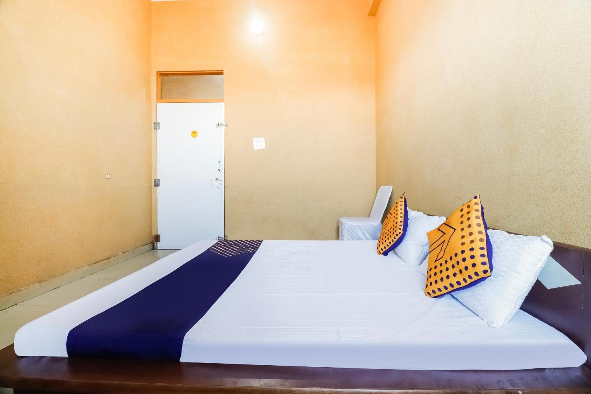 Spot On 68319 Hotel Nakhralo Rajasthan Resort Džajpur Exteriér fotografie