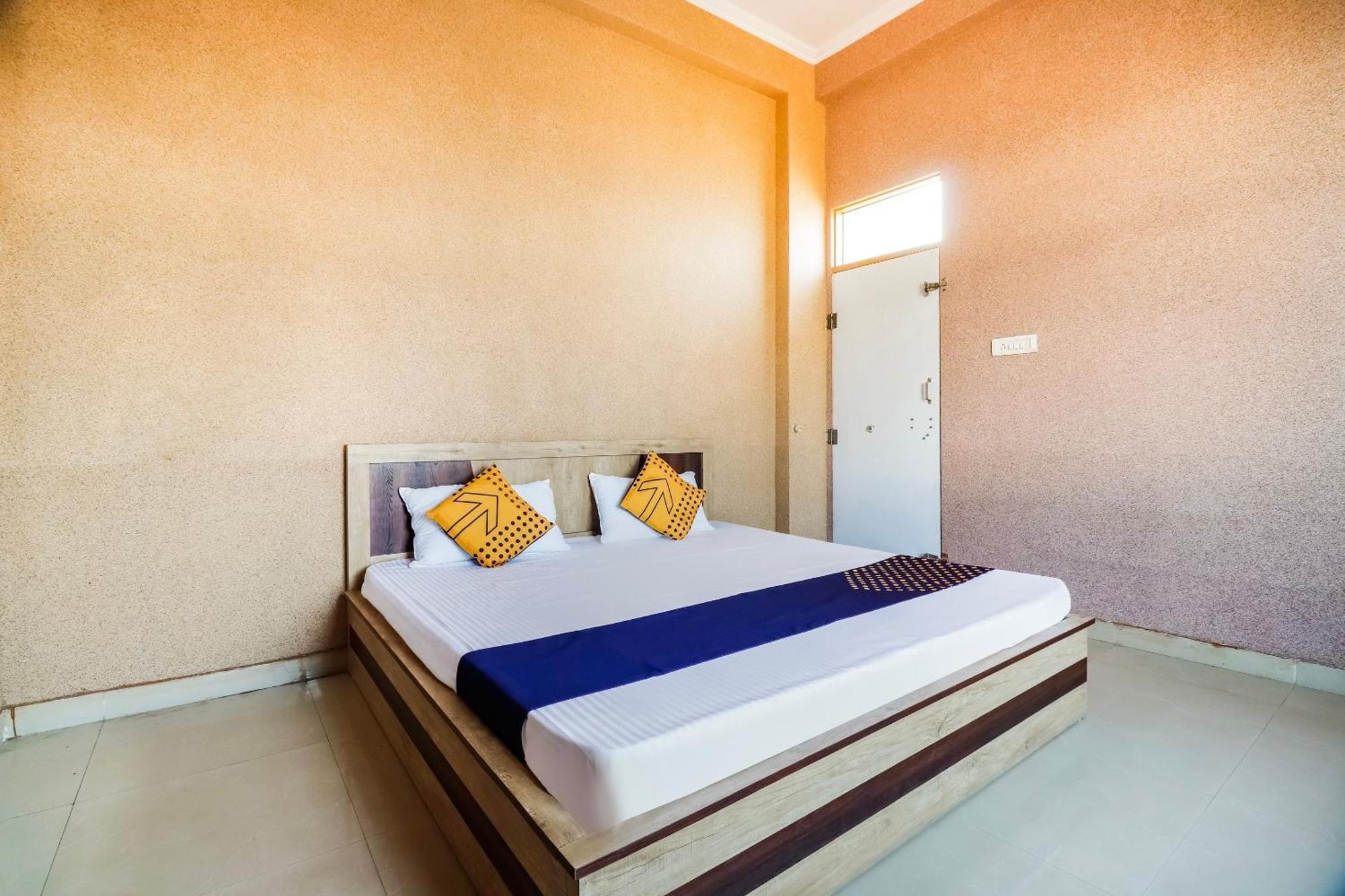 Spot On 68319 Hotel Nakhralo Rajasthan Resort Džajpur Exteriér fotografie