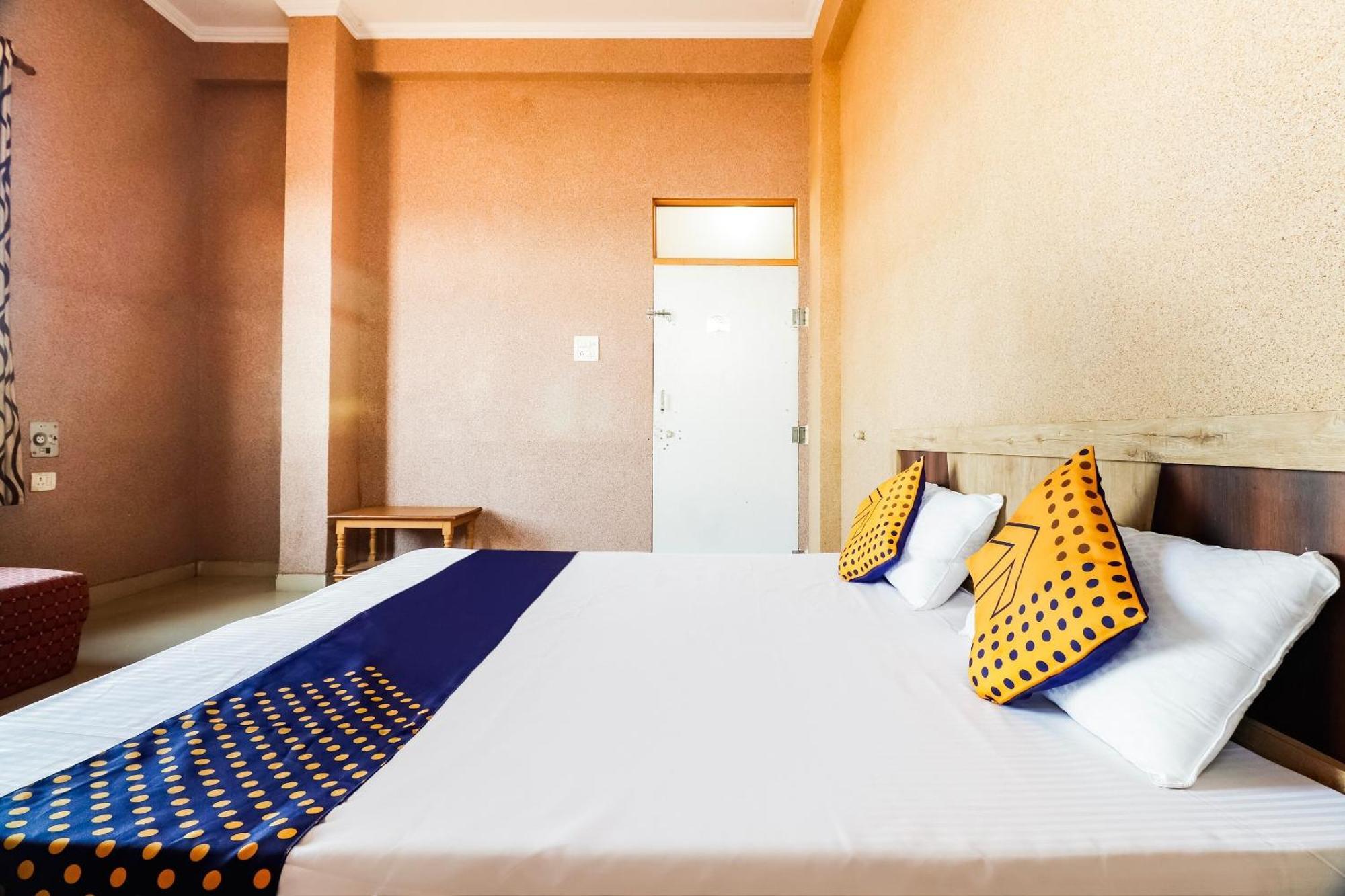 Spot On 68319 Hotel Nakhralo Rajasthan Resort Džajpur Exteriér fotografie